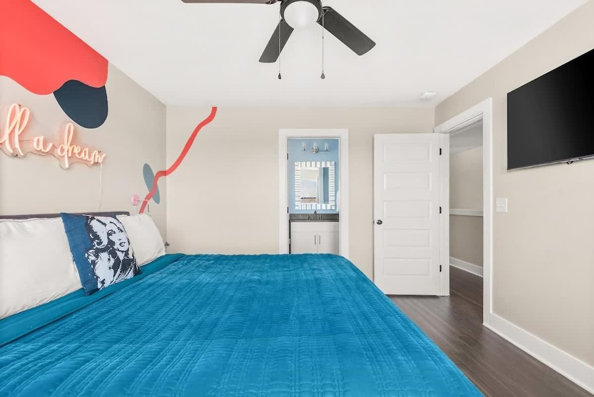 Luxury Townhome Rooftop Deck Near Broadway Nashville