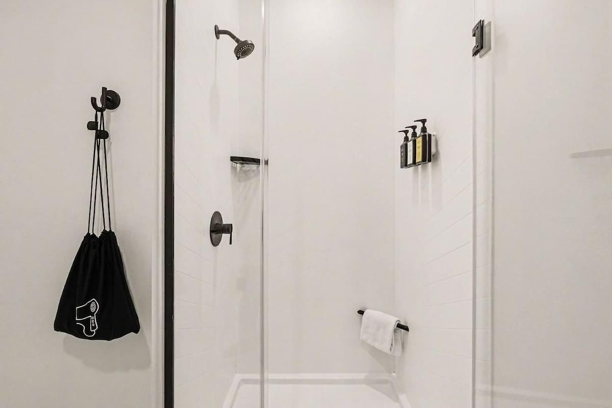 Holiday home Muse - Pool & Gym - Walk To Broadway *