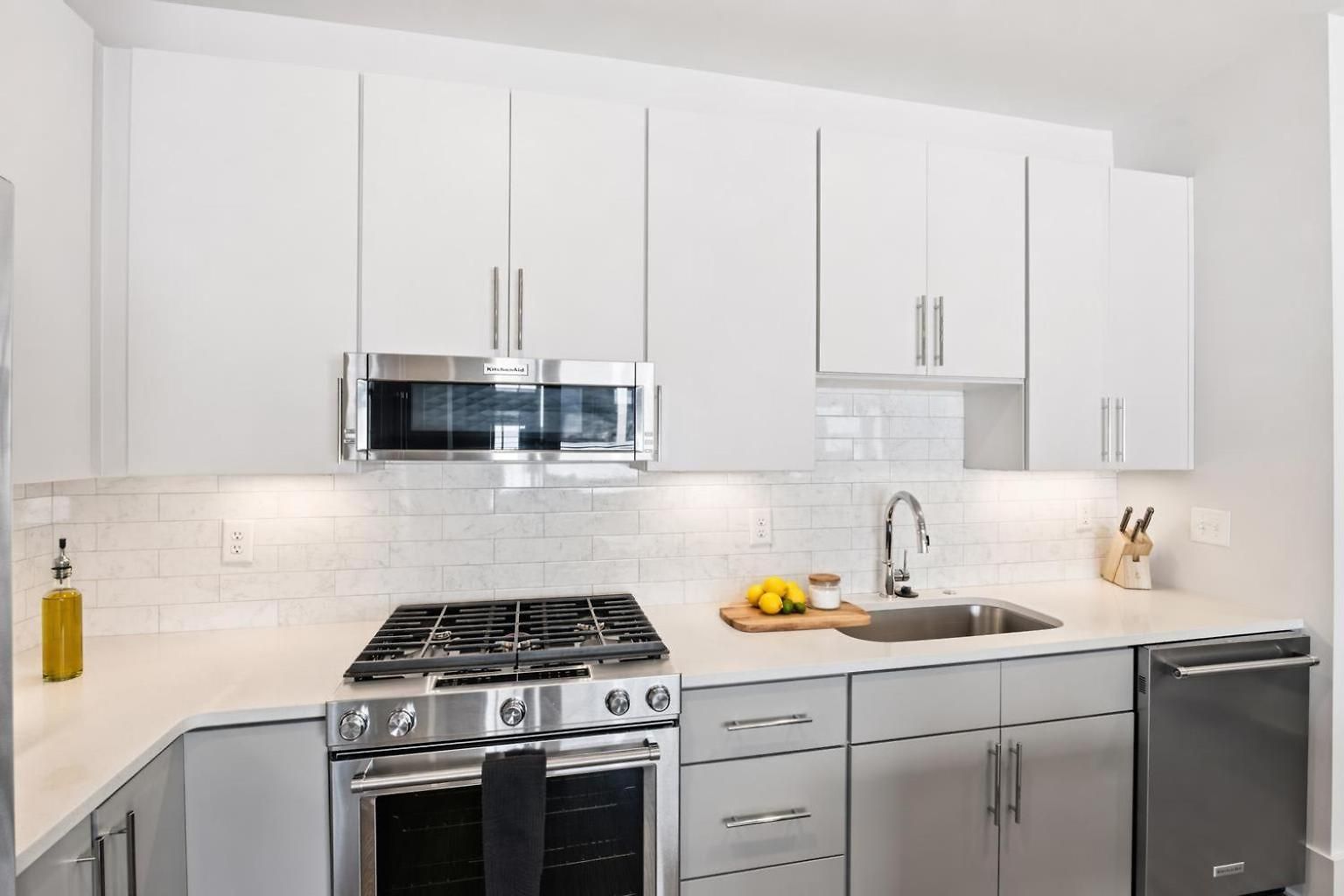 Holiday home Walk To Edgehill Belmont Music Row Hillsboro Village Gulch Parking *