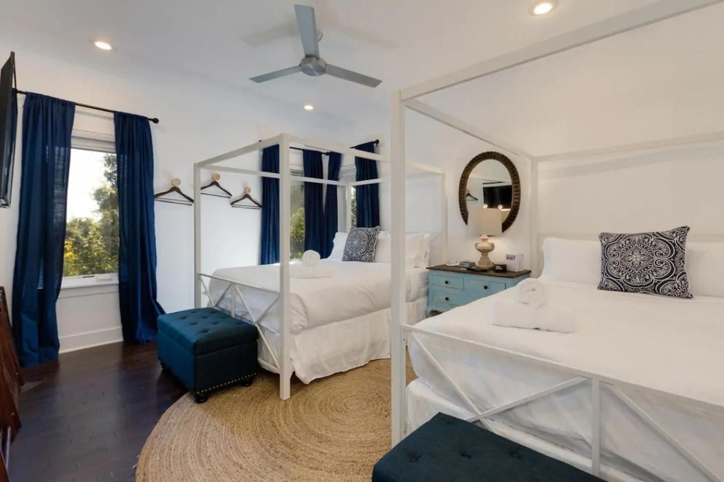 Executive Townhome Holiday home