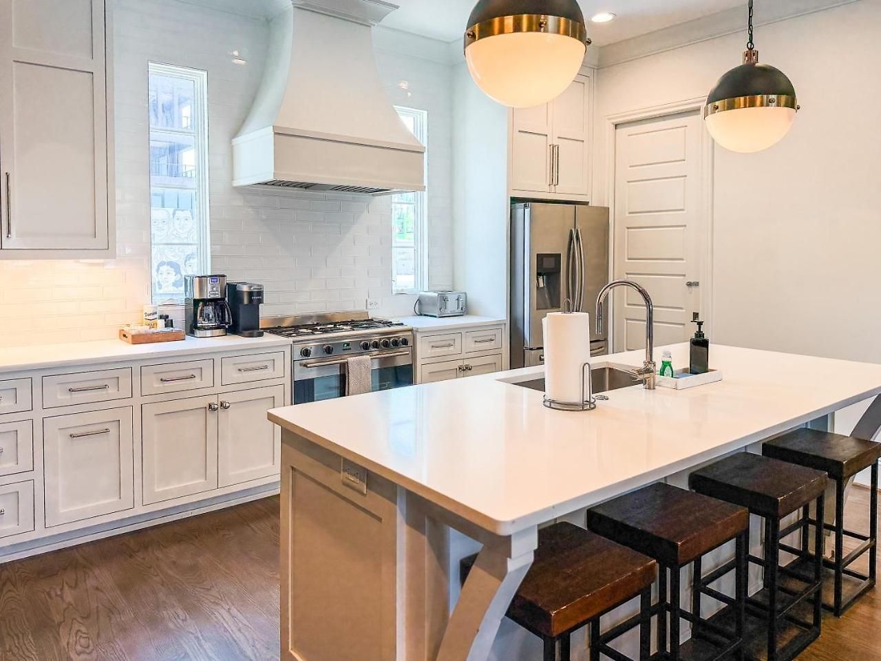 Amazing Group Townhouse 7 Min To Broadway Holiday home