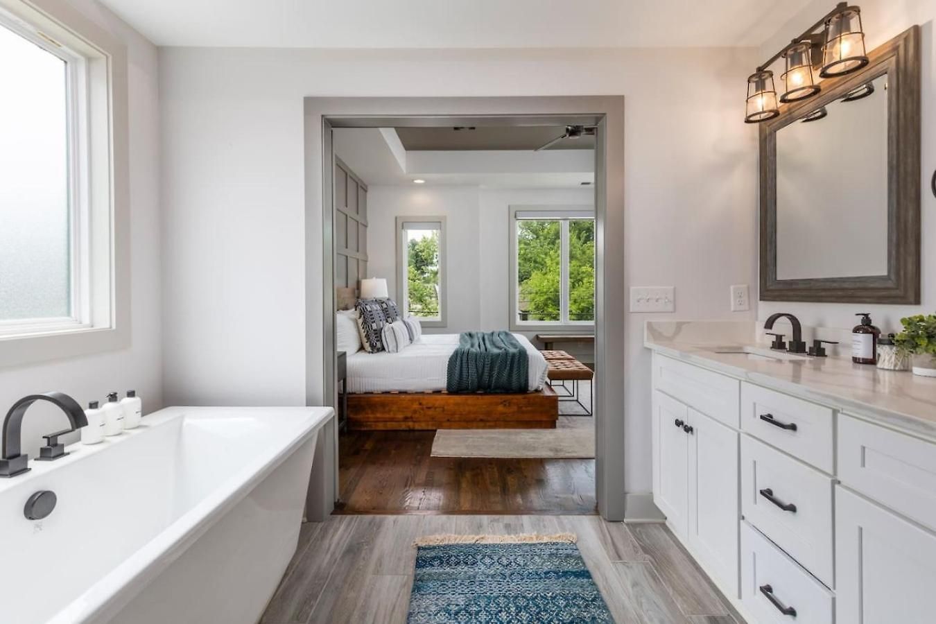 Holiday home House With Rooftop Patio, Next To A Park, 3 Miles To Downtown Nashville