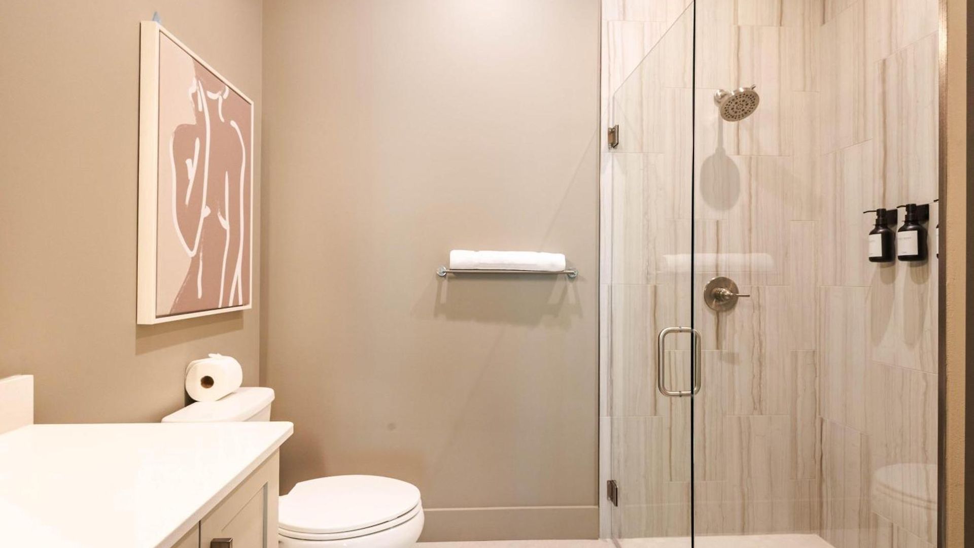 The Amenities | Heated Pool | 7 Mins-broadway * Nashville