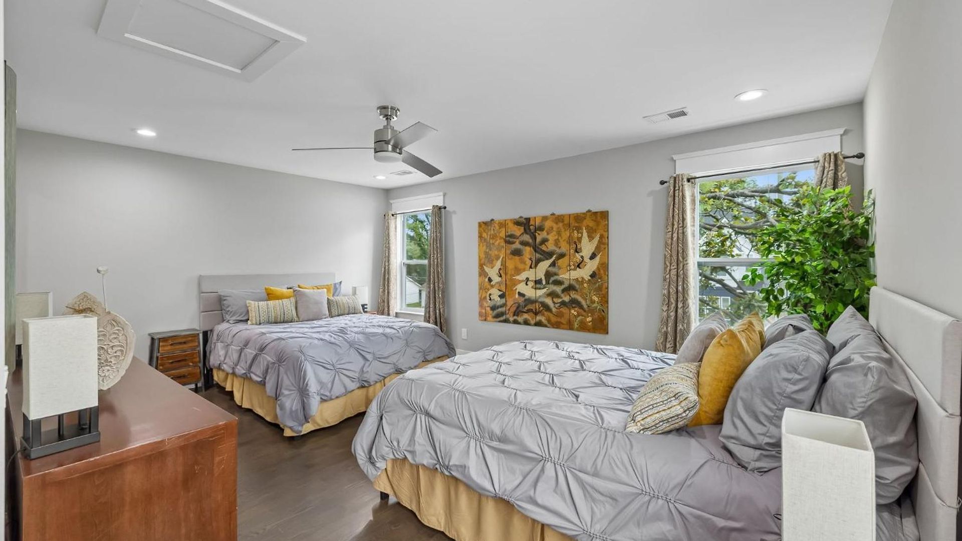 In Style Spacious Nash Near Broadway Holiday home