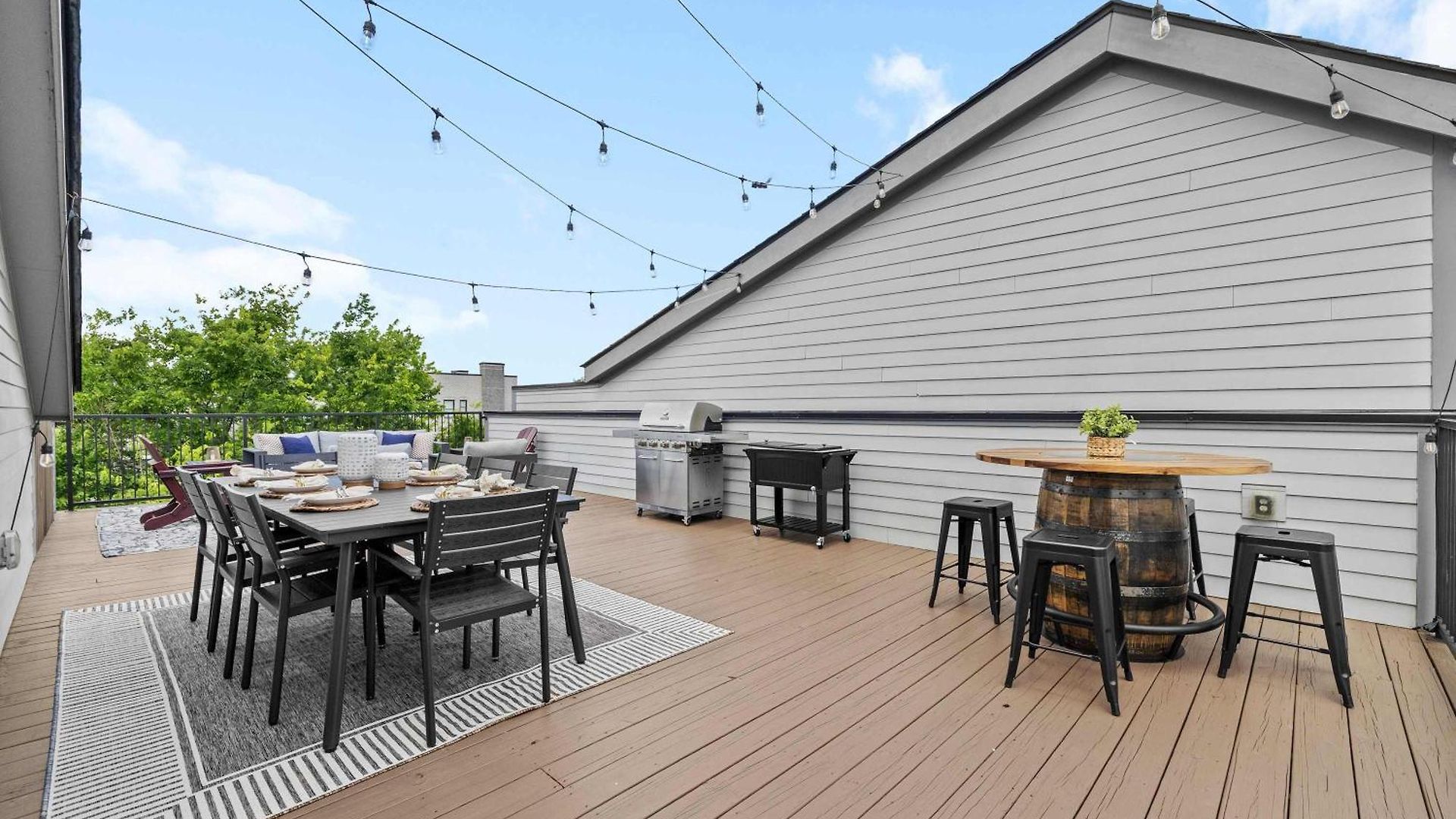 The Iron Horse - New Game Roof