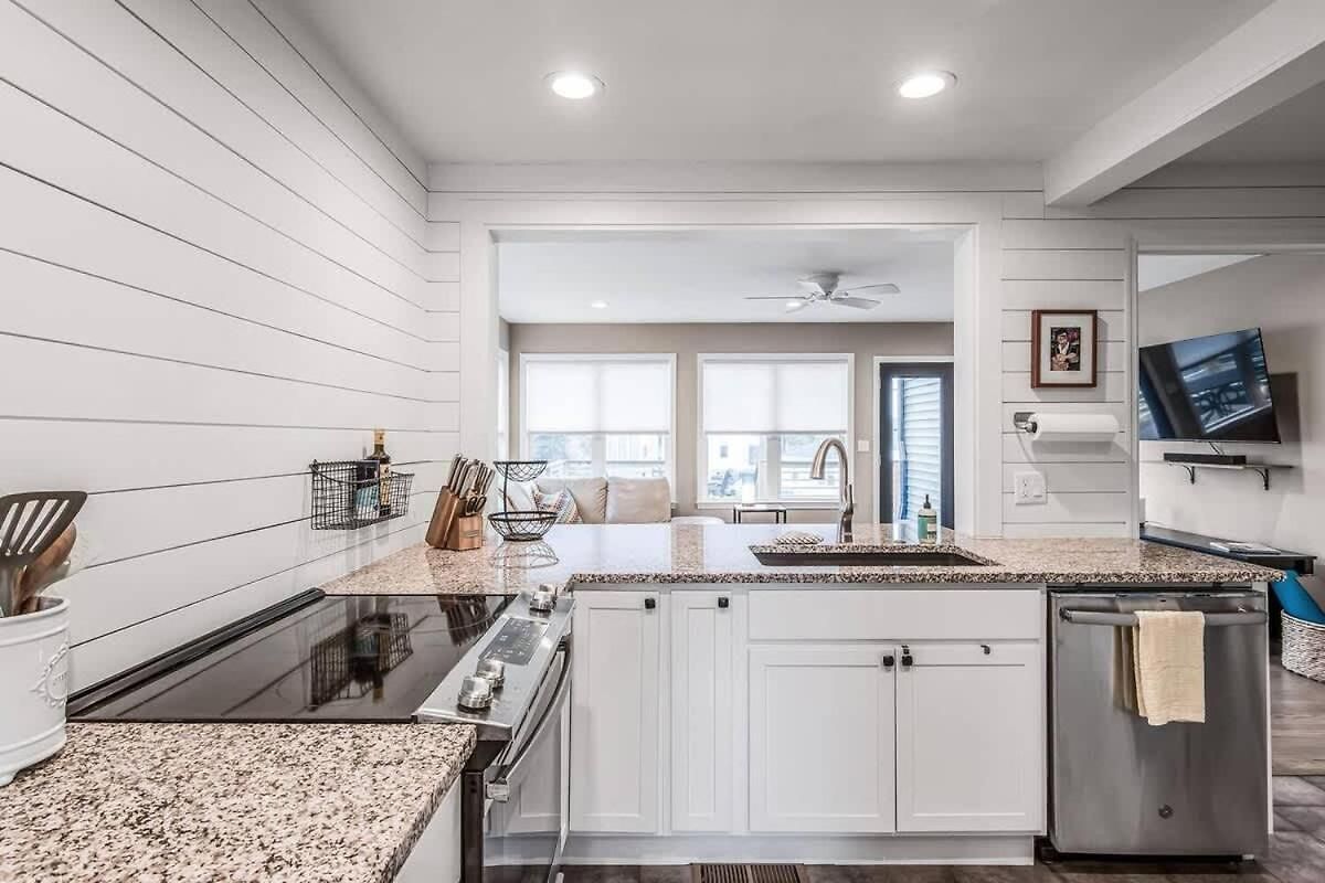 Charming Spacious - 10 Mins To Downtown Holiday home