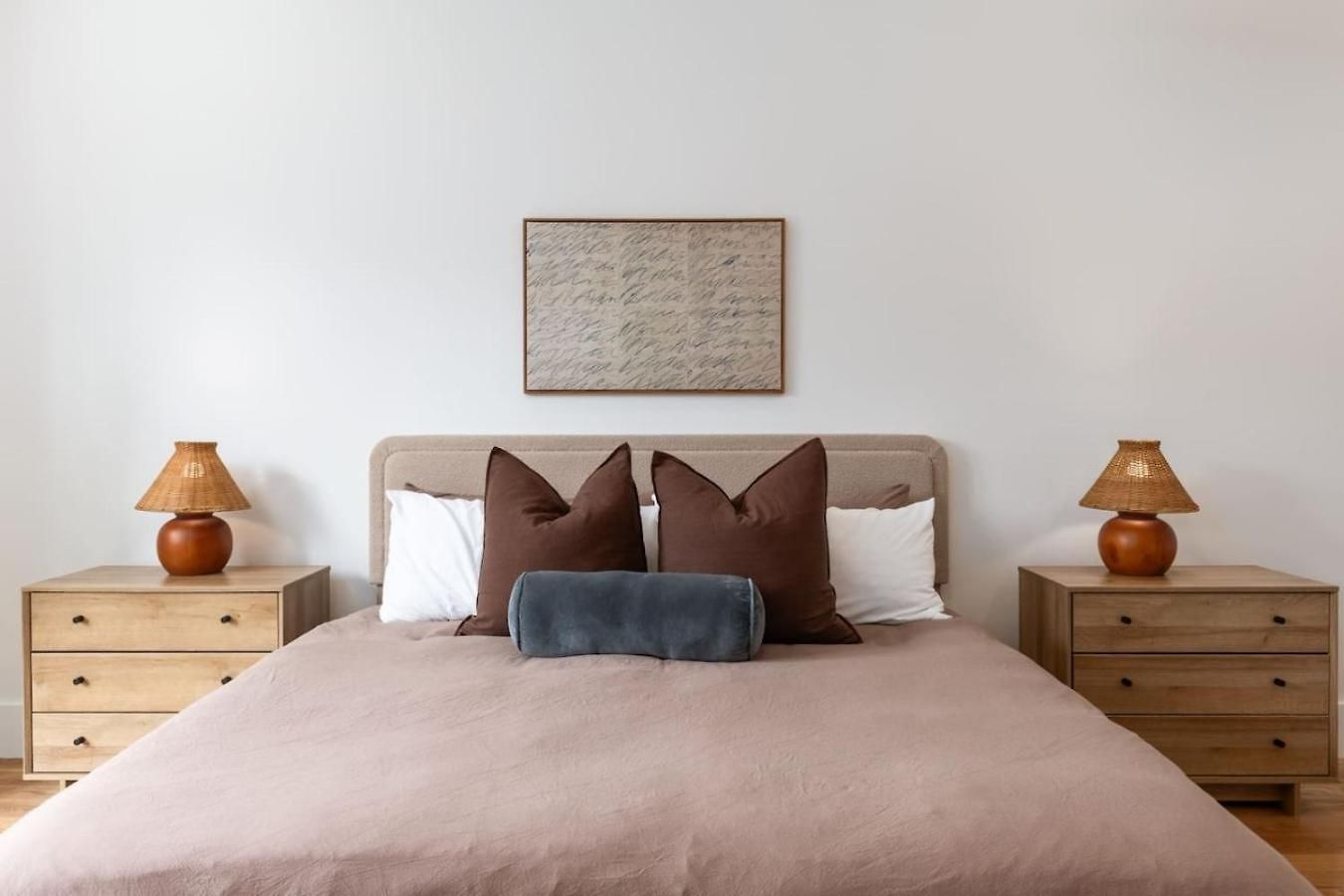 12 South With Rooftop Sauna, Wet Bar, And Two Car Garage Nashville