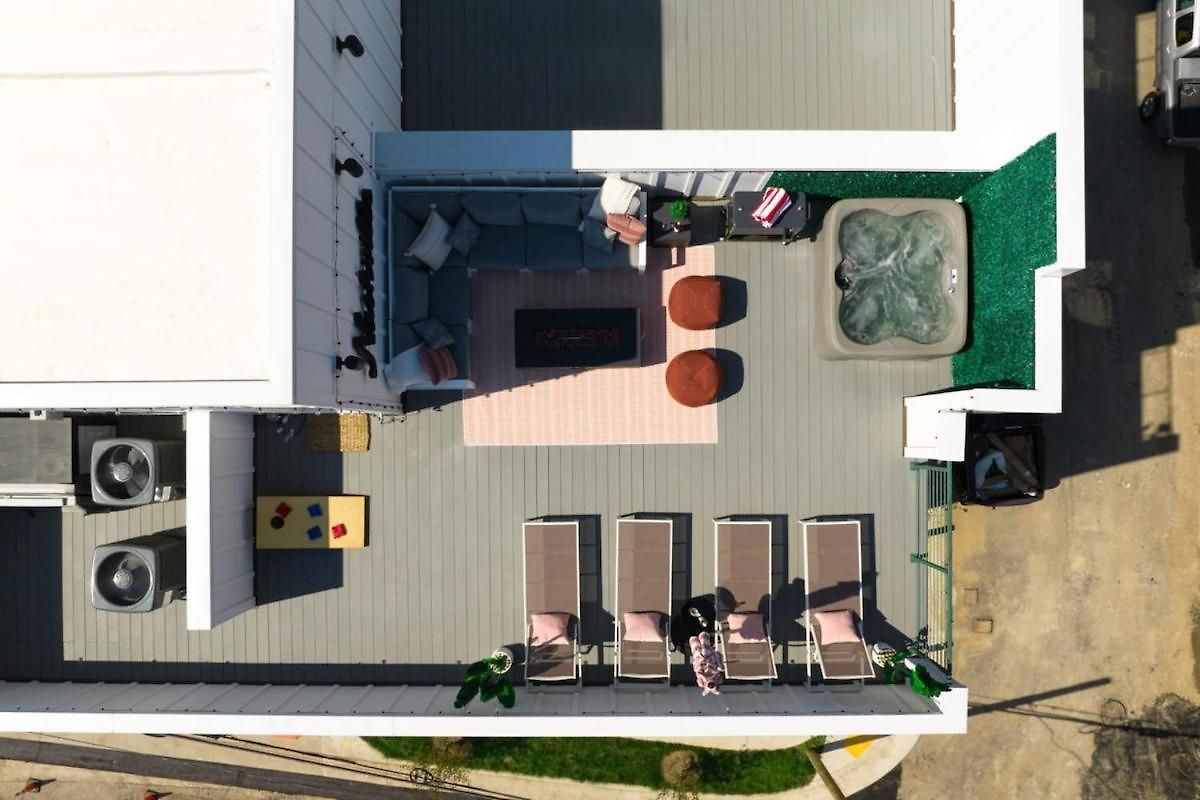 Wildflower - Rooftop Hot Tub - Game * Nashville