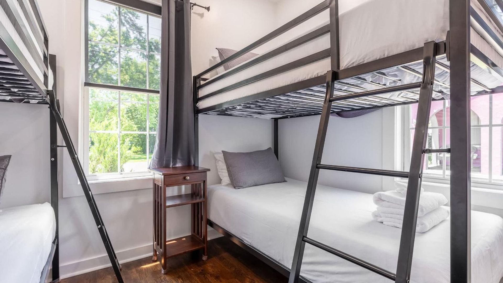 Holiday home The Northview Nook- Dog-friendly Retreat *