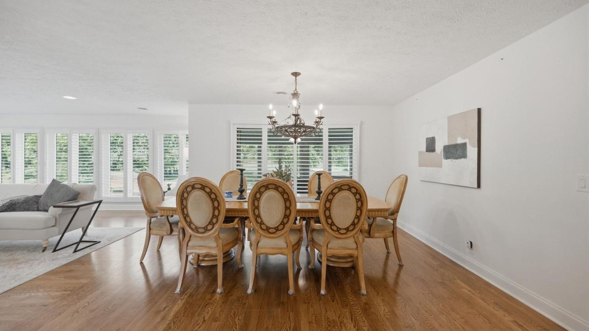 Unwind By The Fireplace In North Holiday home *
