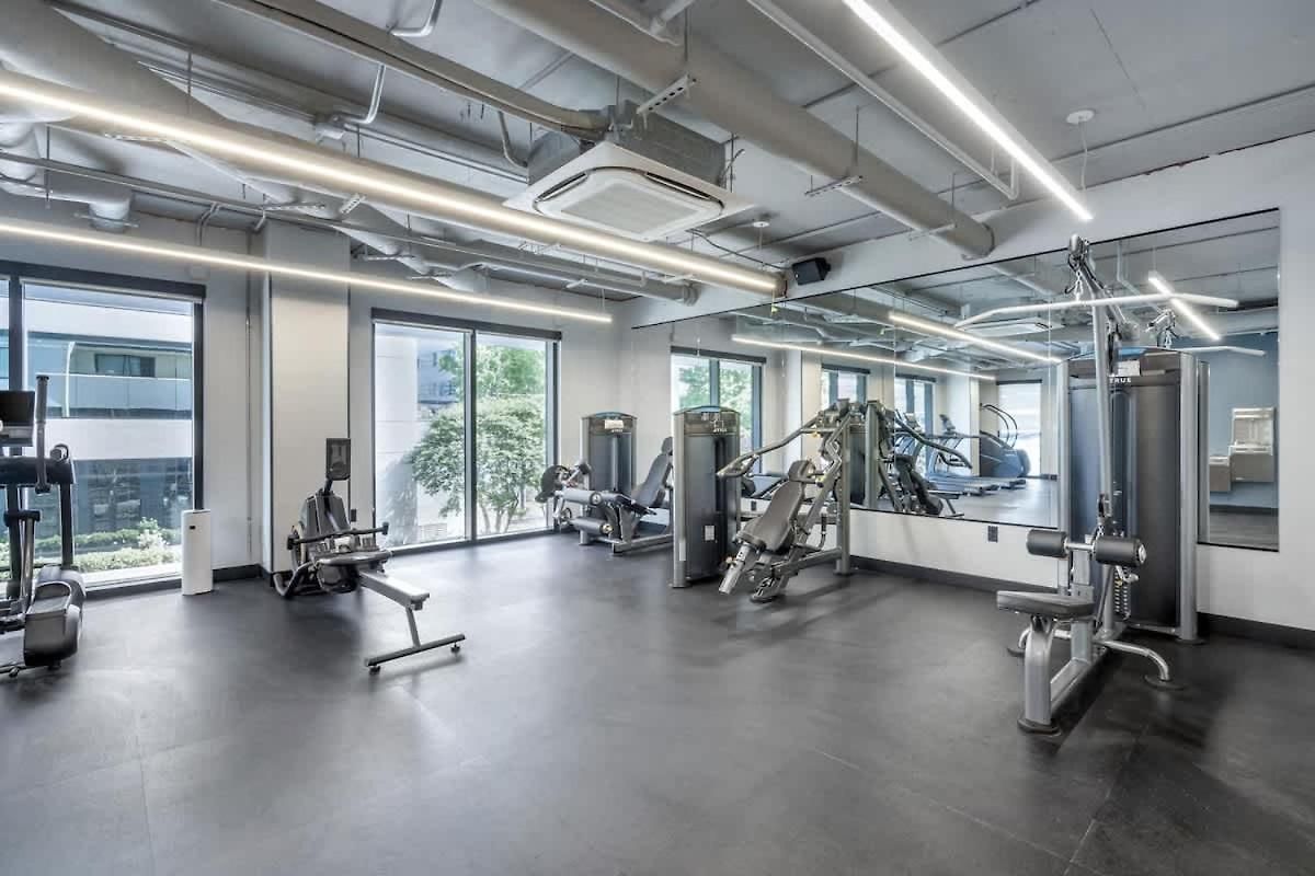 Holiday home Fortissimo - Pool - Gym - Mins To Broadway