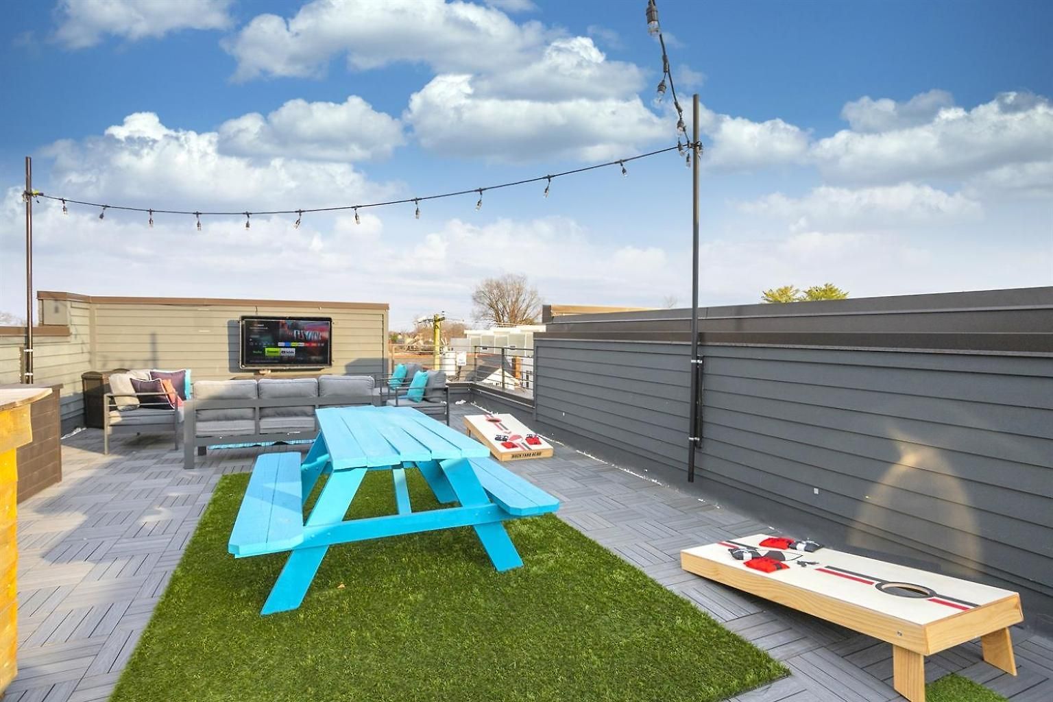 Amazing Rooftop Walk To 12s 4th Night Free Holiday home Nashville