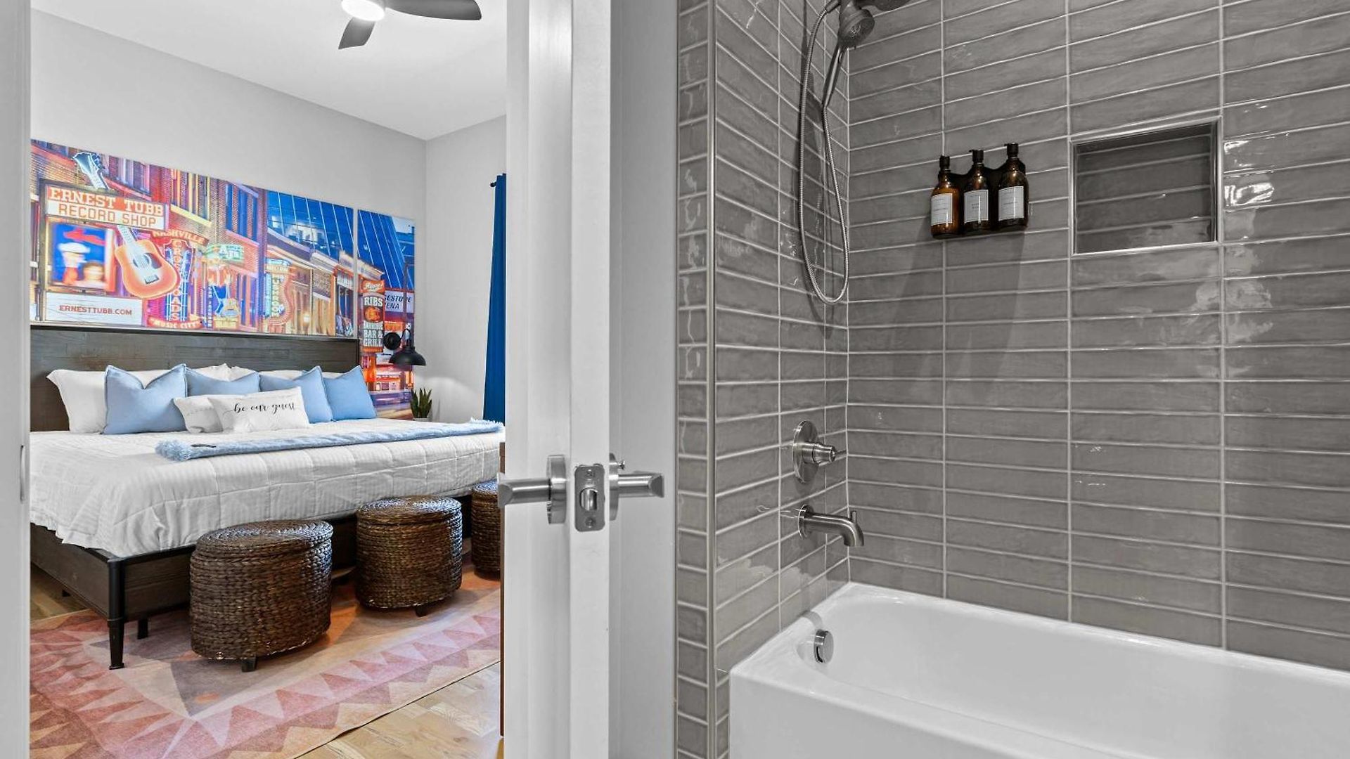 Sounds Like Fun- Hot Tub & Rooftop Views Holiday home