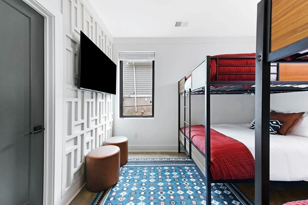 The Duet - Rooftop Lounge - 5 Mins To Broadway Holiday home *