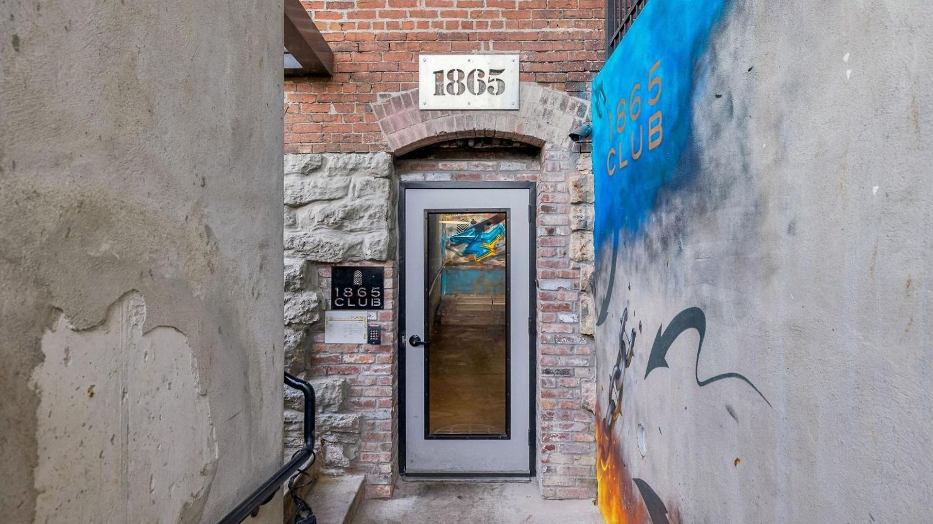 Luxury 2br Midtown Near Broadway & Pool Holiday home Nashville