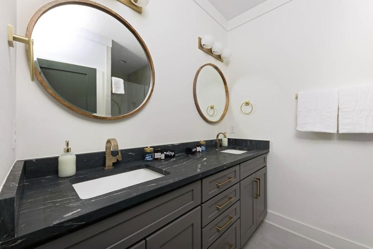 Holiday home The Duet - Rooftop Lounge - 5 Mins To Broadway Nashville
