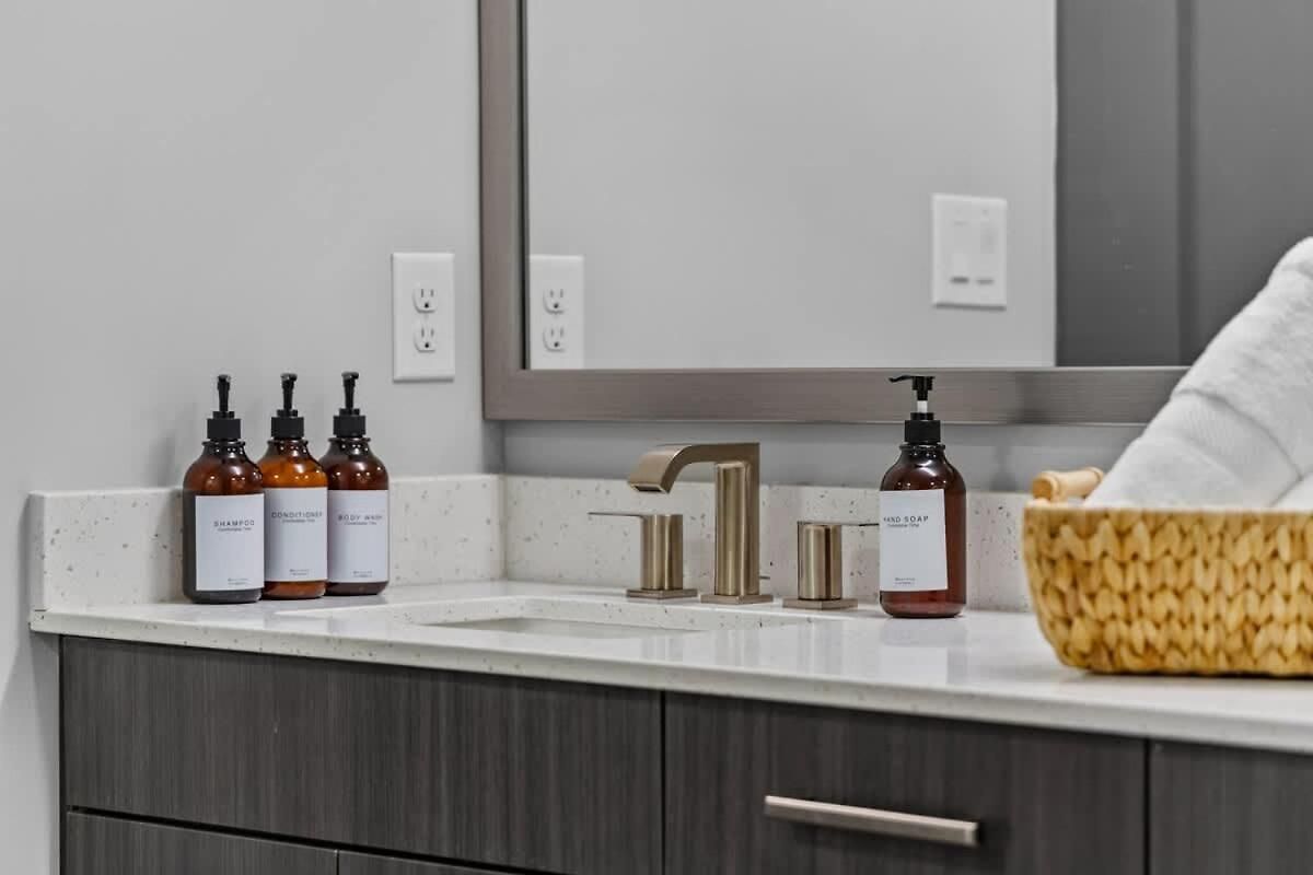 Luxe 2br W Views Near Broadway & Music Row Holiday home *