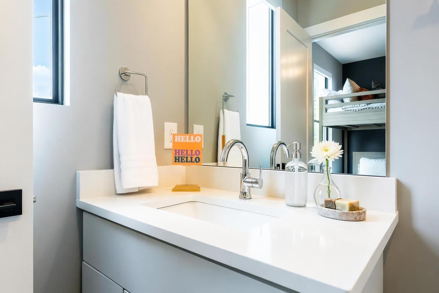 Walk To Edgehill Belmont Music Row Hillsboro Village Gulch Parking Holiday home *