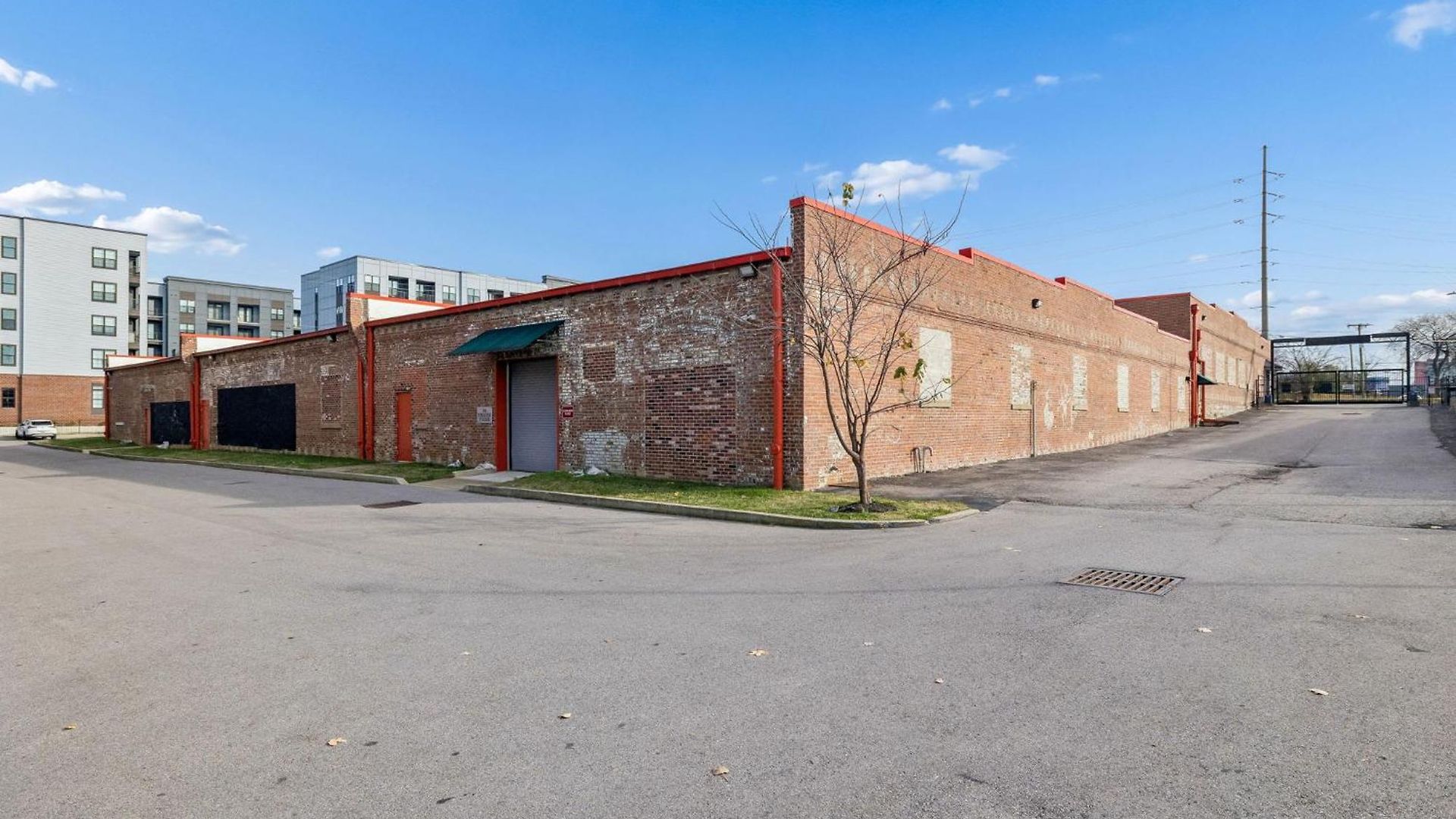 Holiday home Luxury 2br Midtown Near Broadway & Pool *