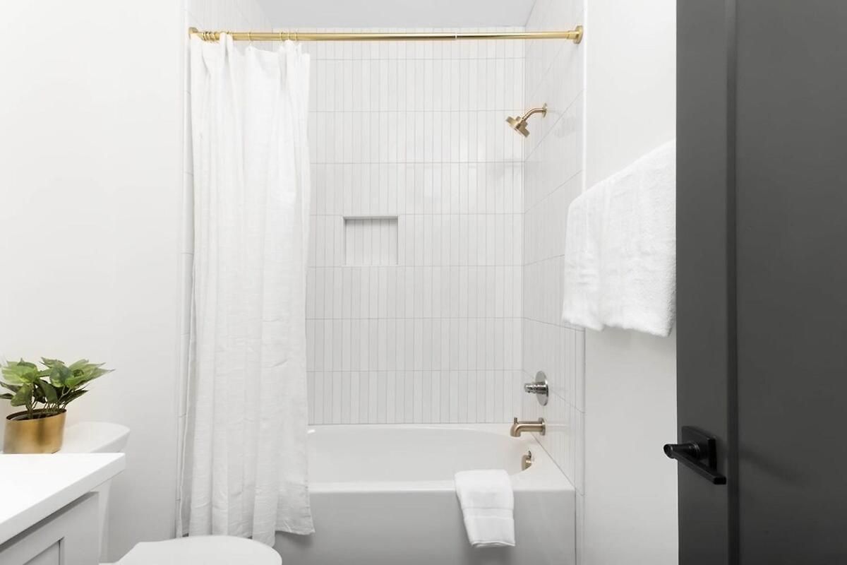 The Duet - Rooftop Lounge - 5 Mins To Broadway Holiday home *