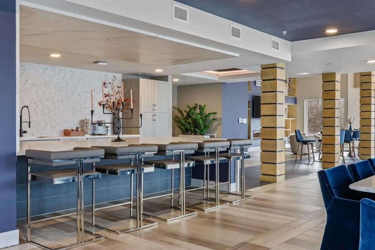 Luxe 2br W Views Near Broadway & Music Row