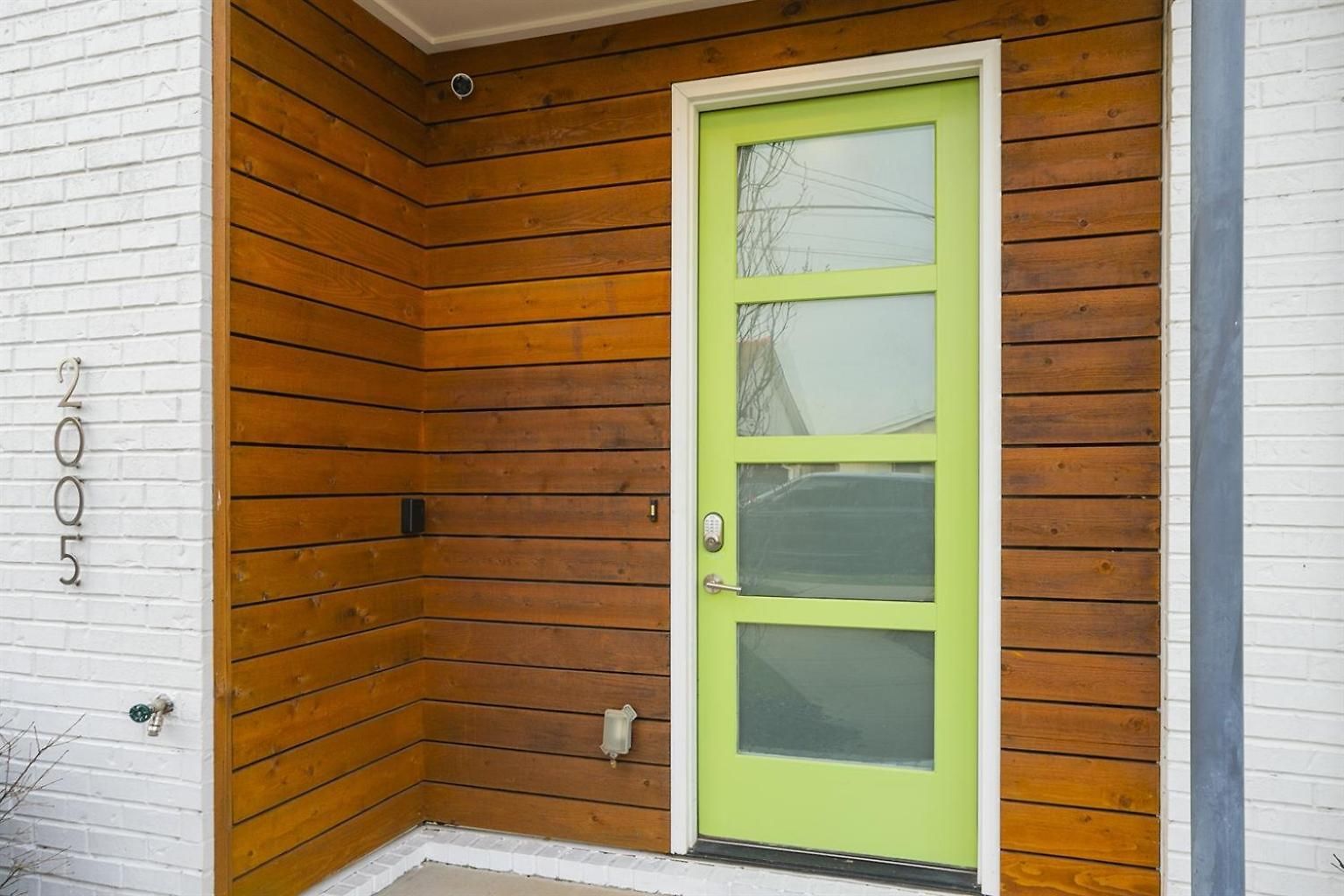 Holiday home Amazing Rooftop Walk To 12s 4th Night Free