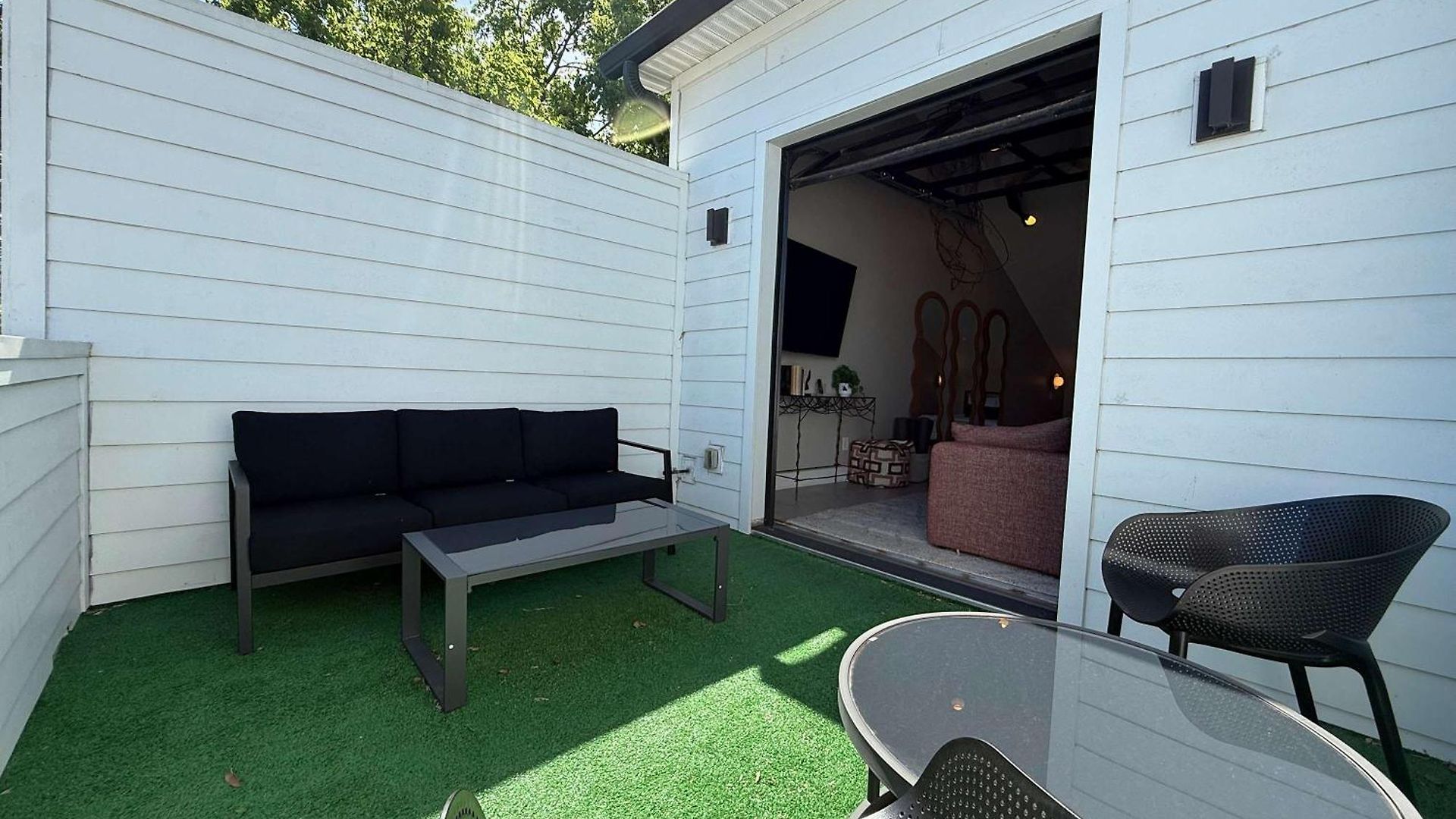Holiday home 2 Units Sleeps 24 Nashville's Location *