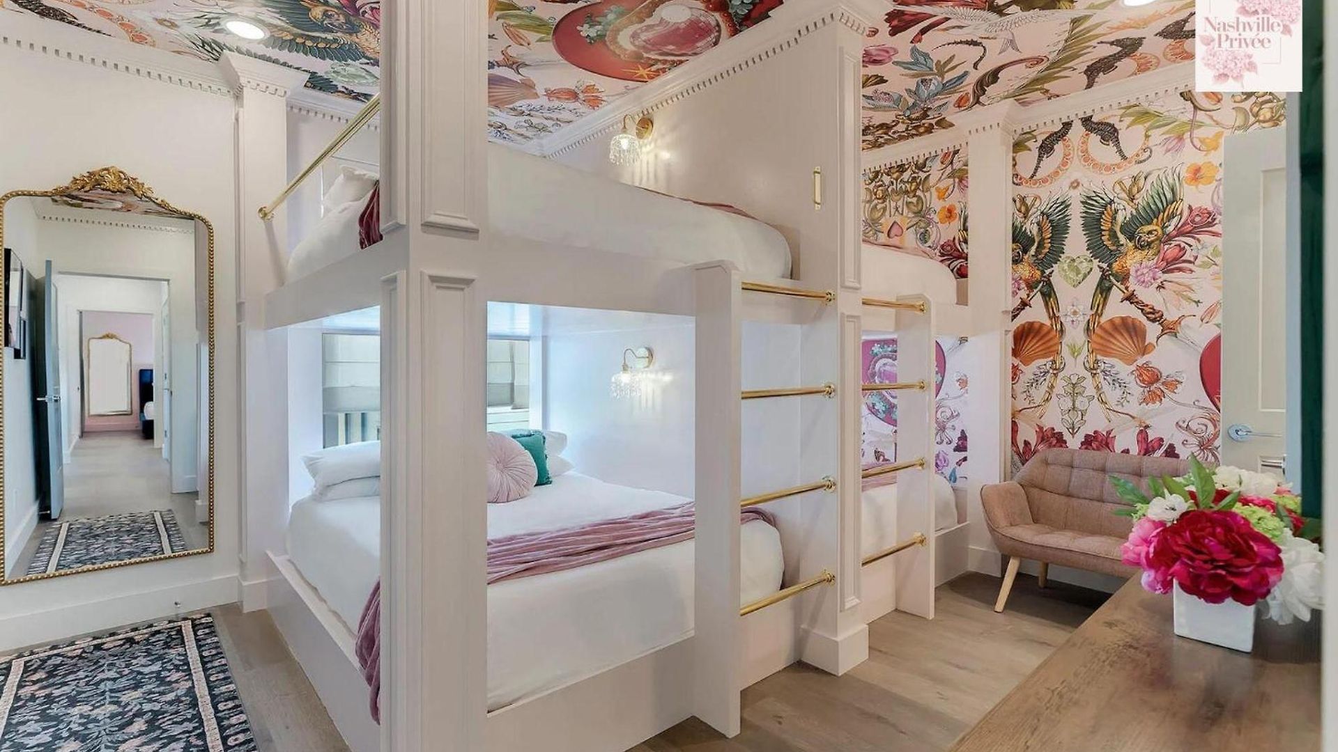 Privee Holiday home *