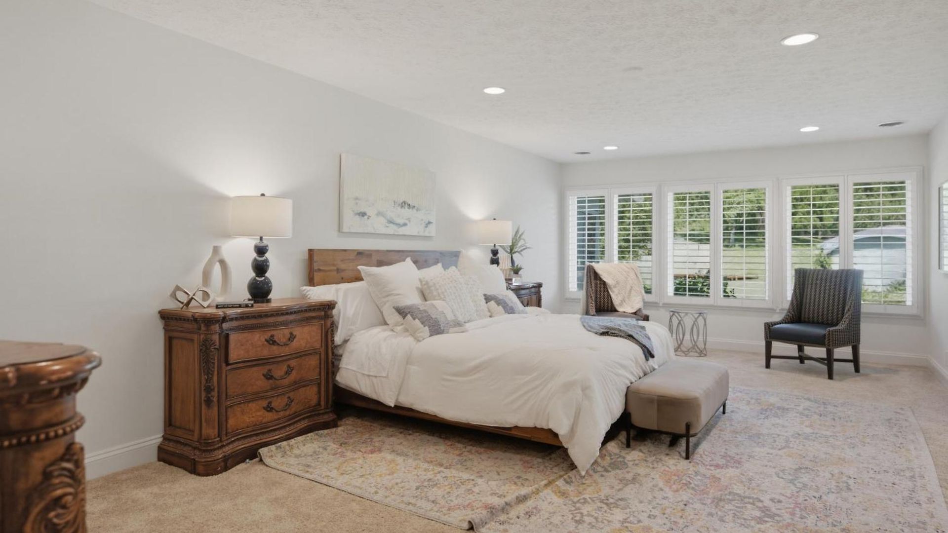 Unwind By The Fireplace In North Holiday home