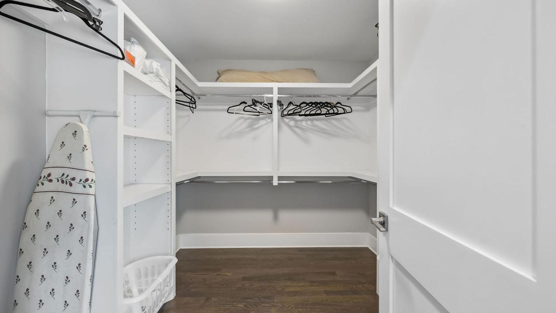 In Style Spacious Nash Near Broadway Holiday home Nashville