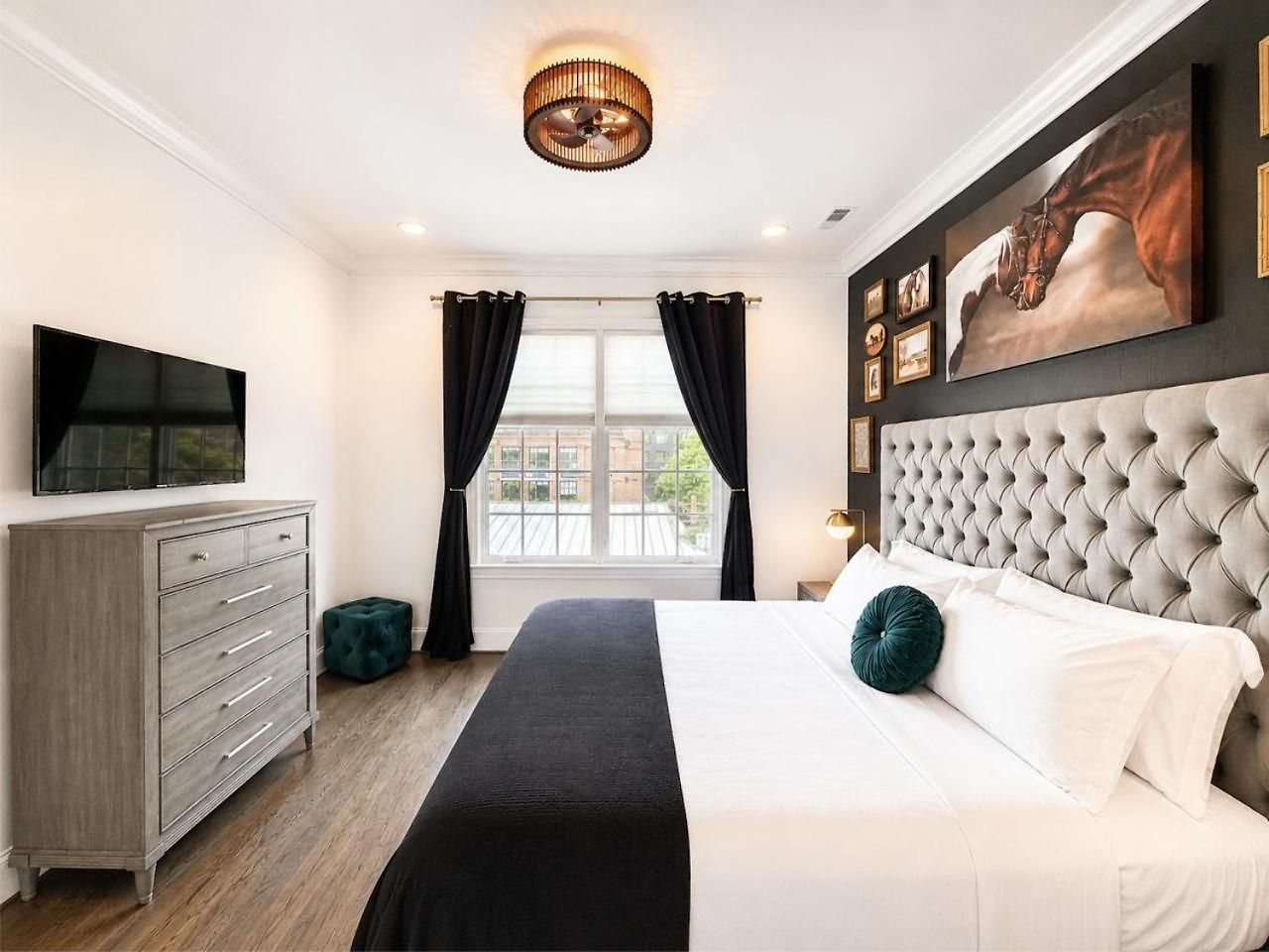 Amazing Group Townhouse 7 Min To Broadway Holiday home