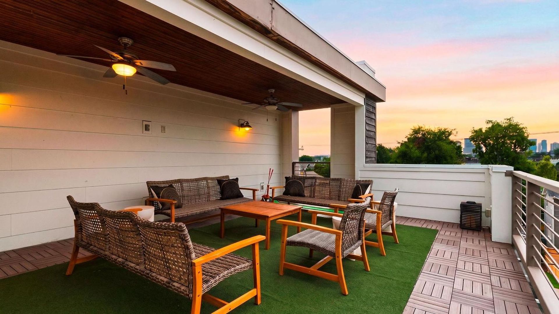Holiday home The Mod Buchanan By Avantstay
