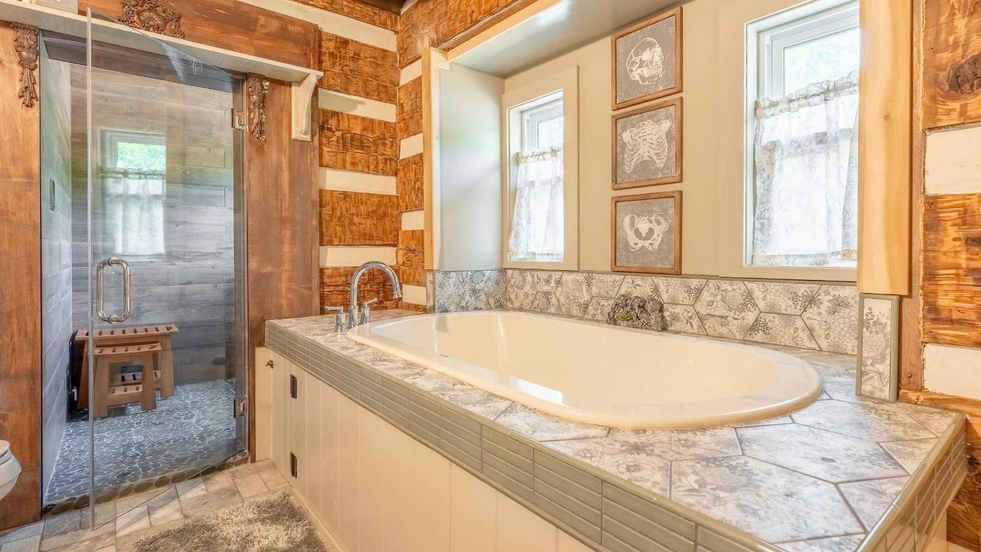 The Magic Cottage- Artsy Escape With Hot Tub & Charm Holiday home Nashville