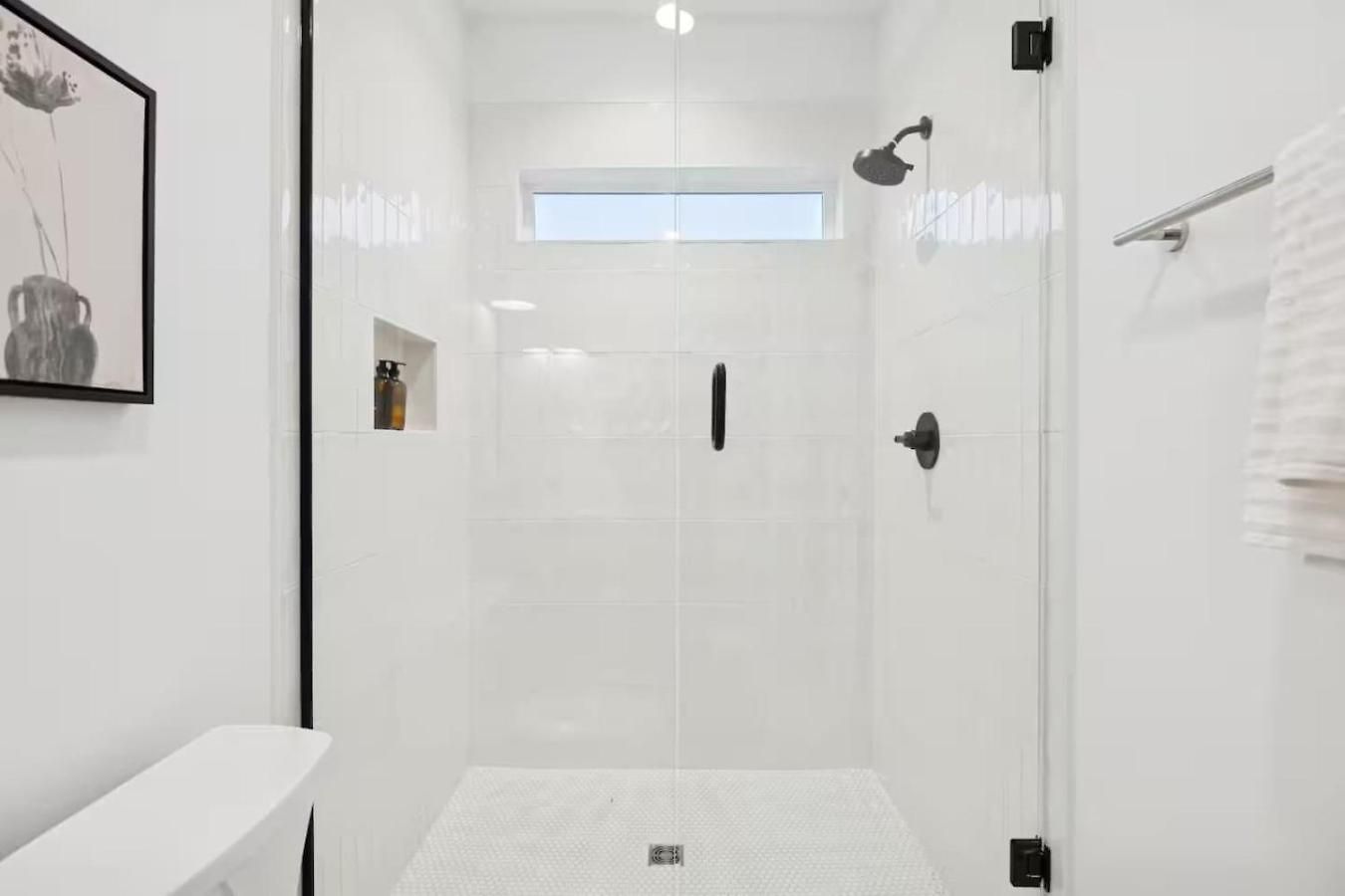 Holiday home 12 South With Rooftop Sauna, Wet Bar, And Two Car Garage