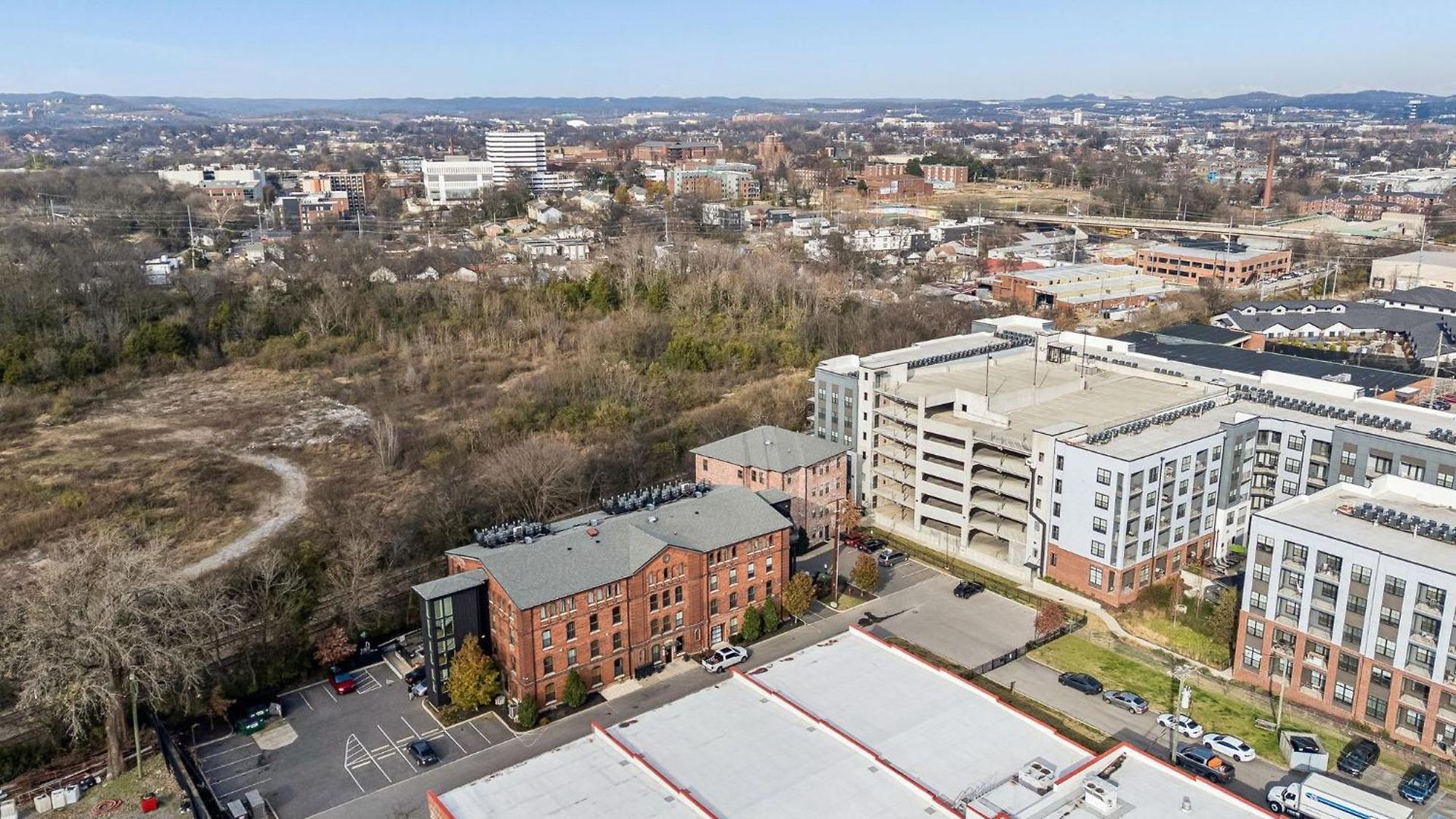Luxury 2br Midtown Near Broadway & Pool Nashville