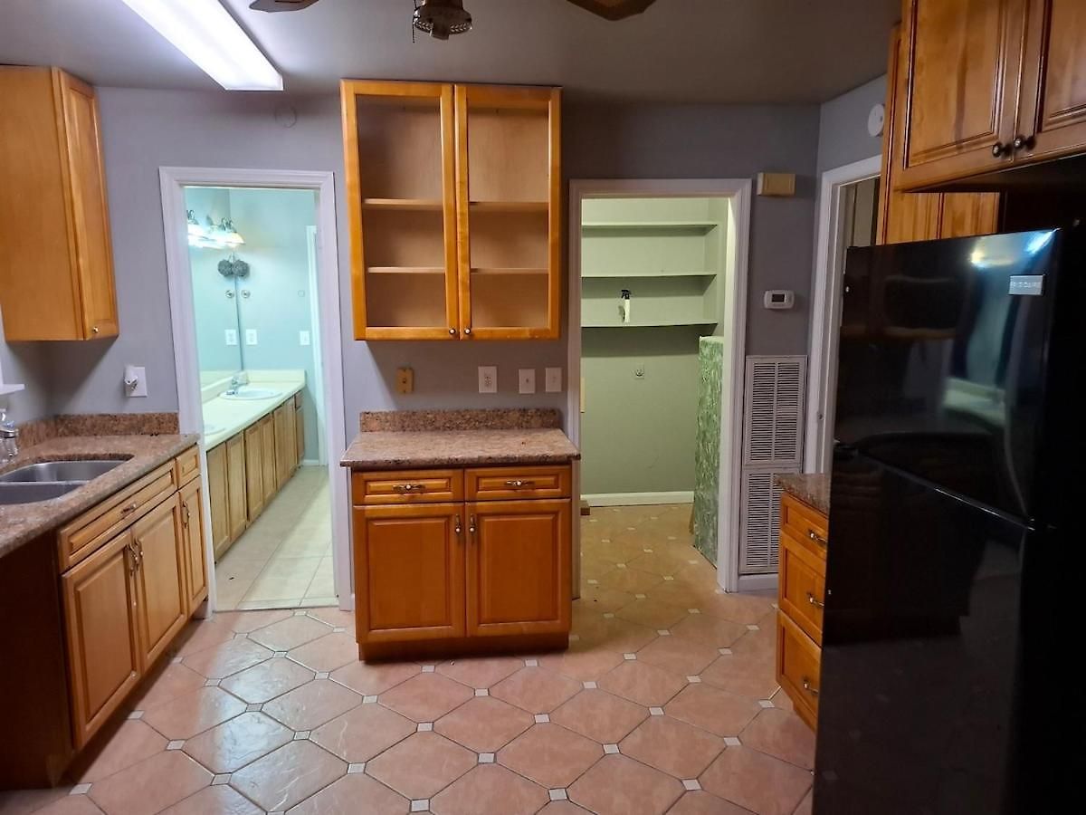 Old School Cool 3br Minutes To Downtown