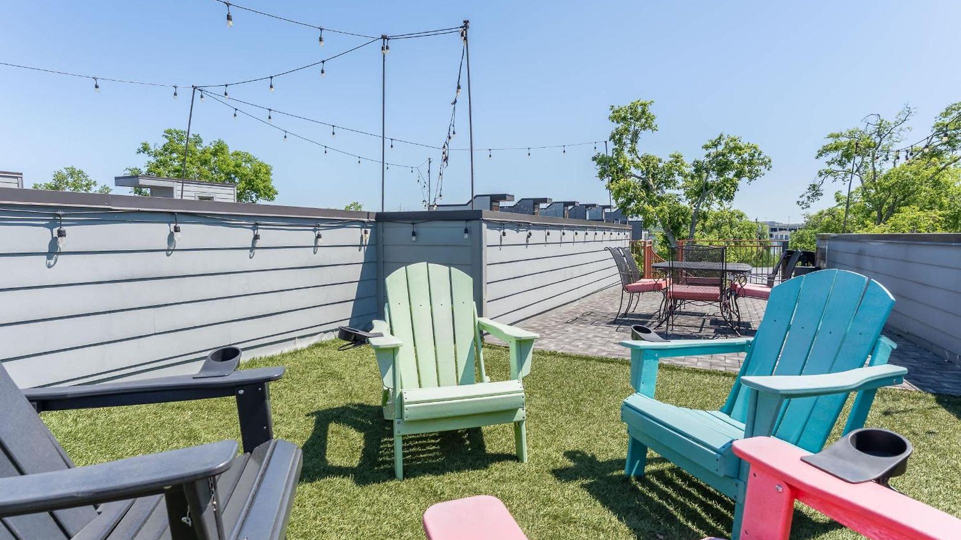 Skyline Sessions - Rooftop Views Near Downtown * Nashville
