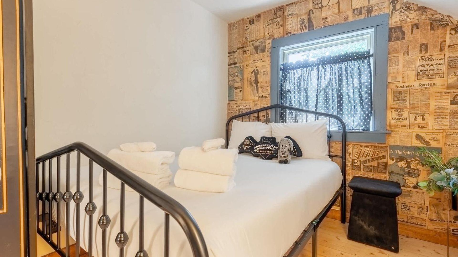 The Magic Cottage- Artsy Escape With Hot Tub & Charm