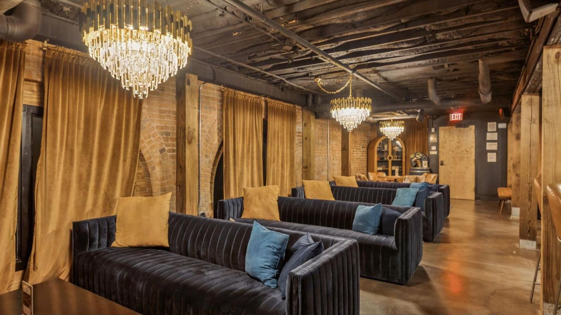 Luxury 2br Midtown Near Broadway & Pool * Nashville