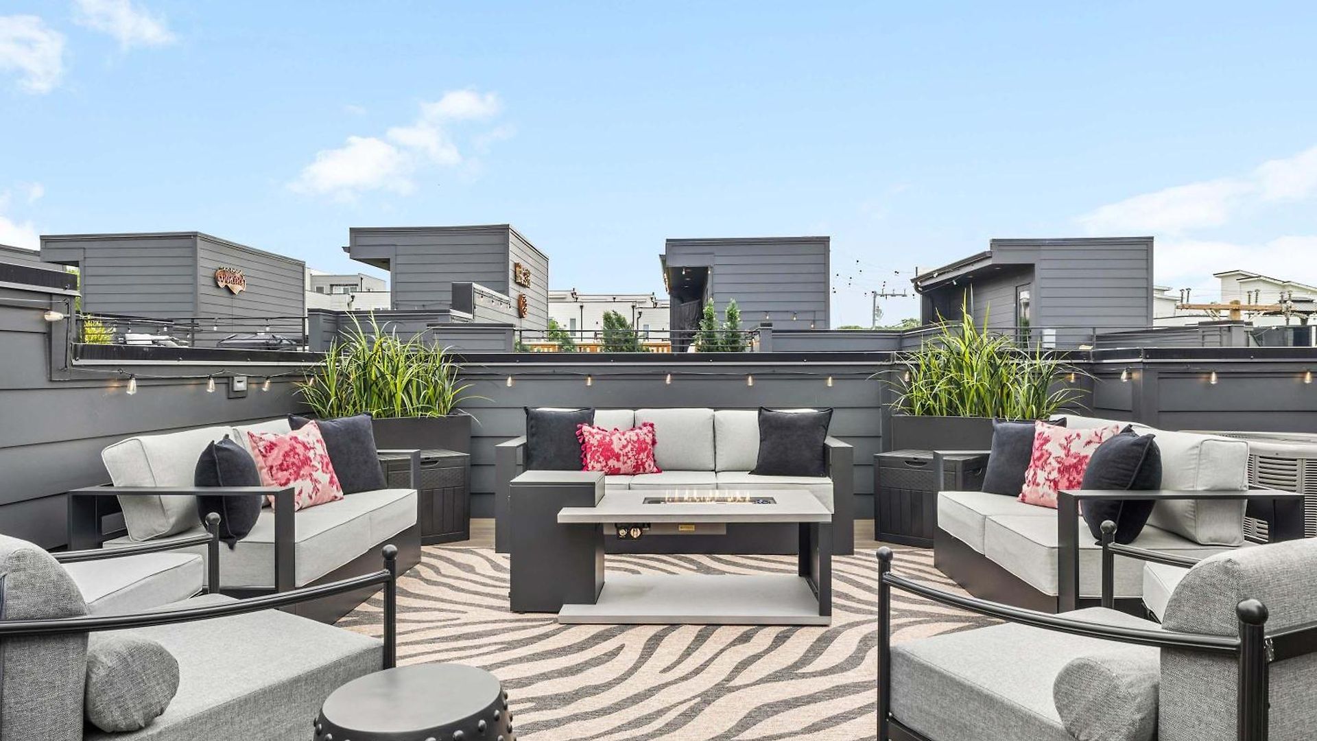Holiday home Rooftop Oasis - Hot Tub Views Nashville