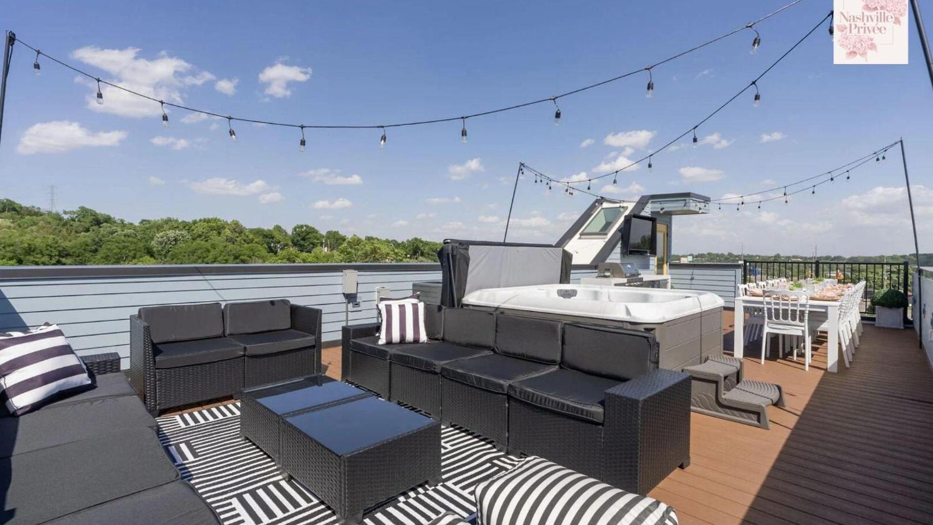 Privee Holiday home *