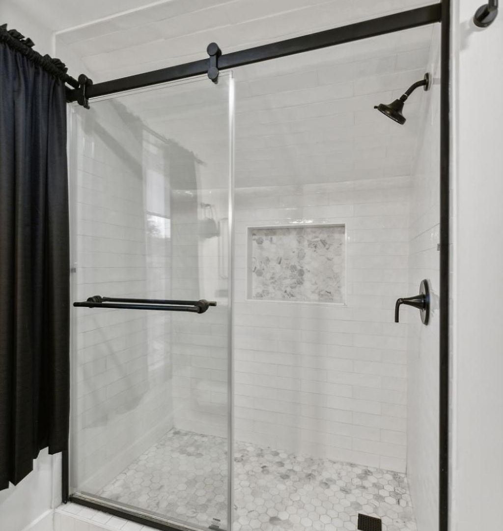 Speakeasy. East Nash. Hot Tub. Mins To Broadway Holiday home