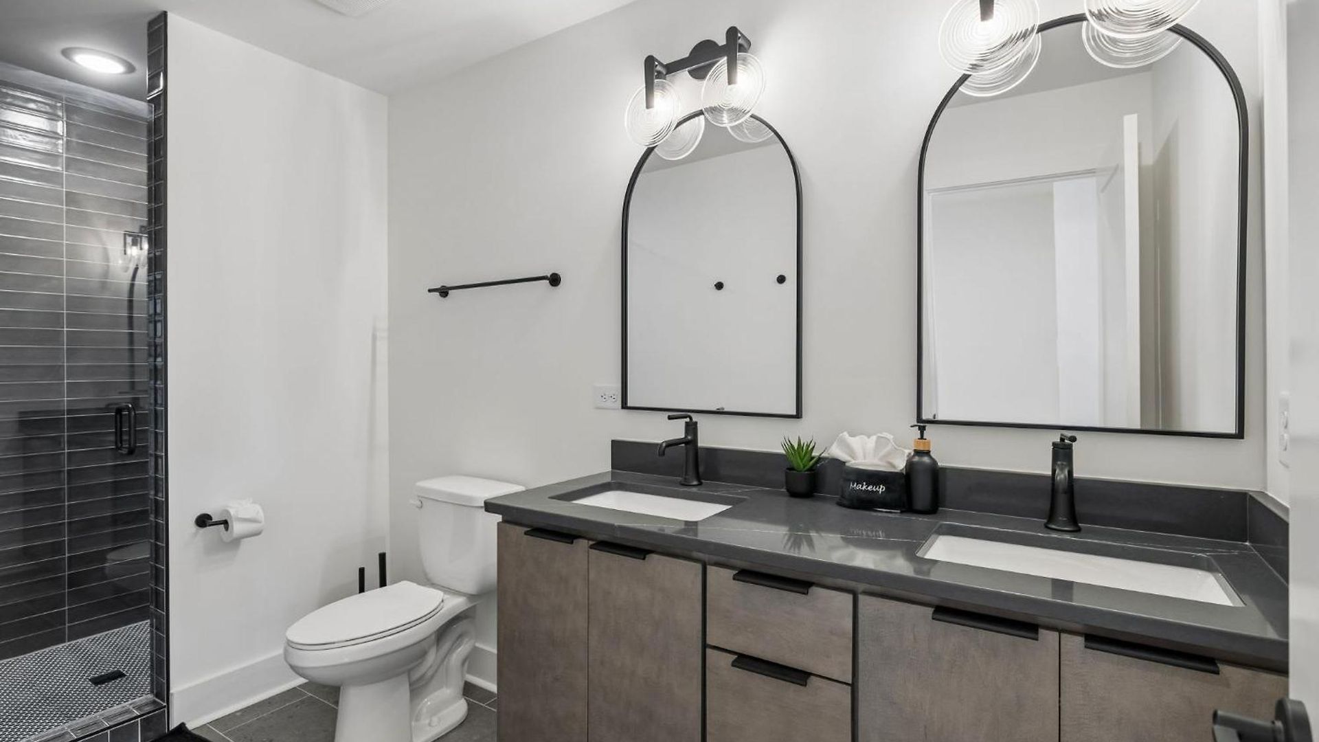 Holiday home Sleek Trio Townhomes 9br 3 Hot Tubs Nashville