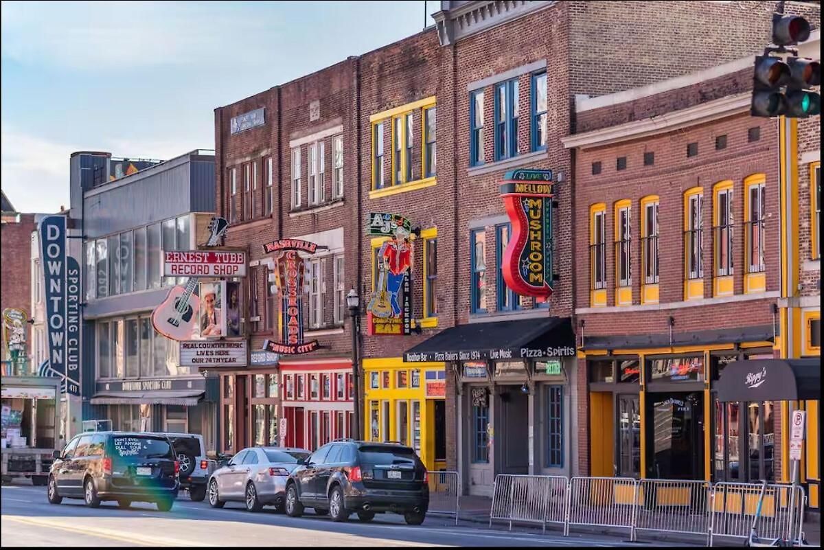 Holiday home Old School Cool 3br Minutes To Downtown
