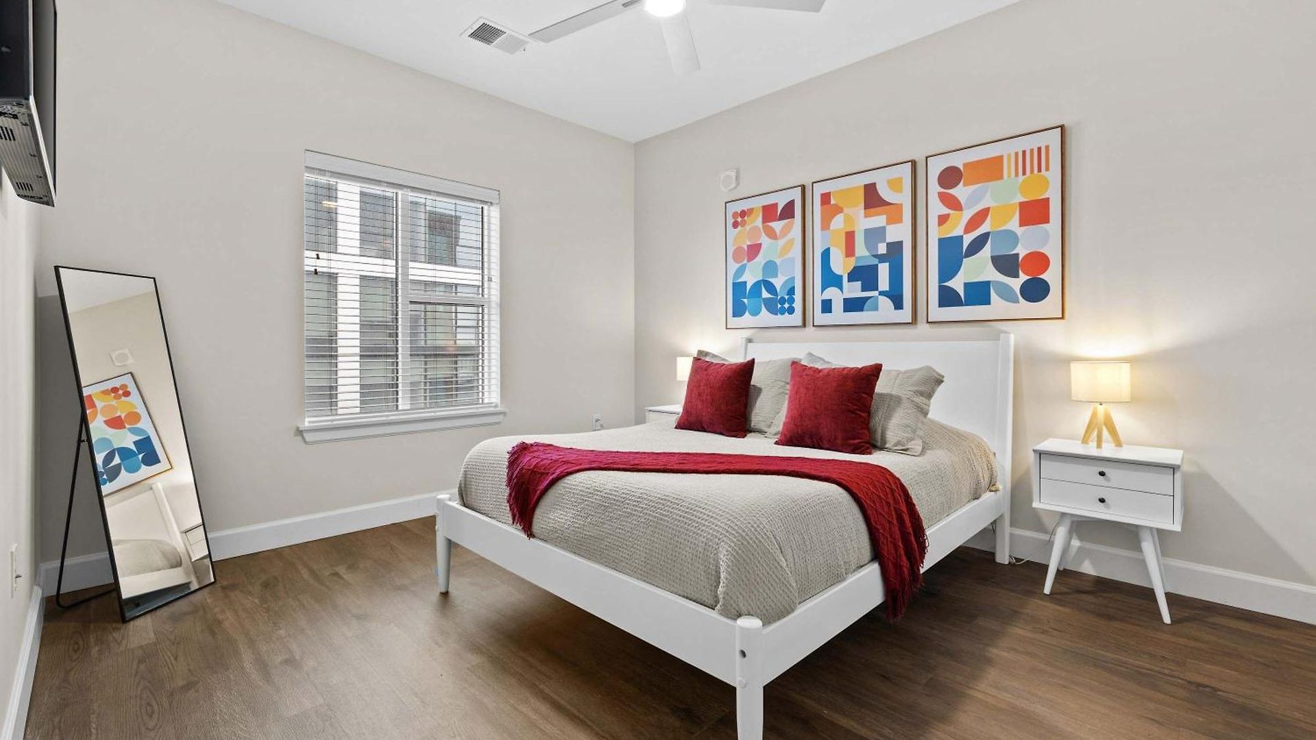2br Near Broadway W Fireplace & Pool * Nashville