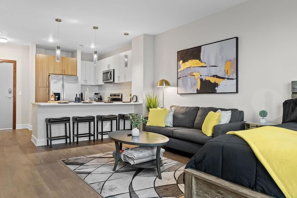 Stylish Gulch Retreat - Near Broadway
