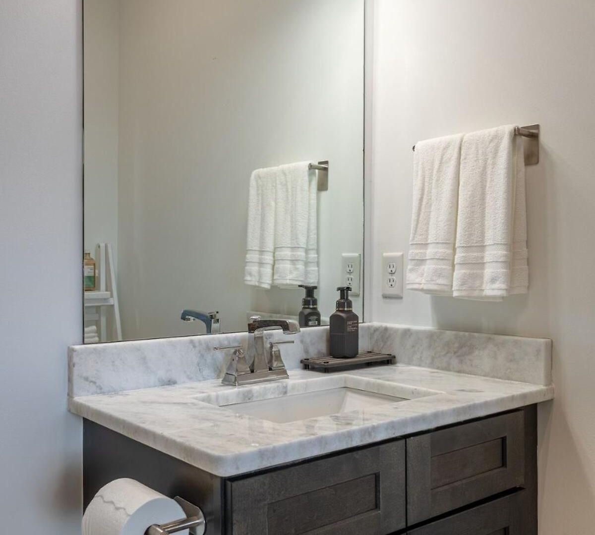 Retronash Penthouse Sleeps 7 Terrace Downtown View *