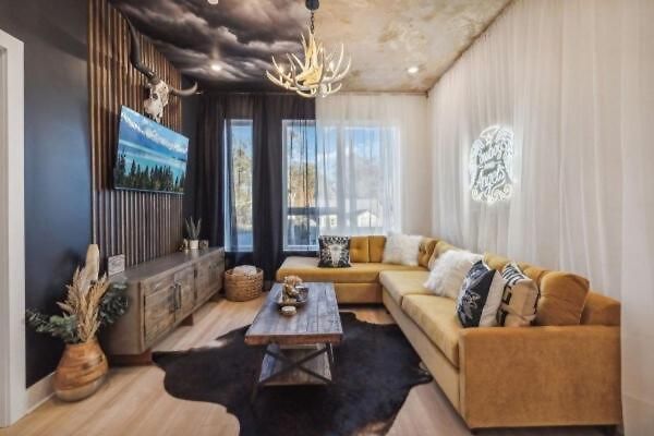 Apartment Cowboys And Angels - Sky Deck And Parking - East