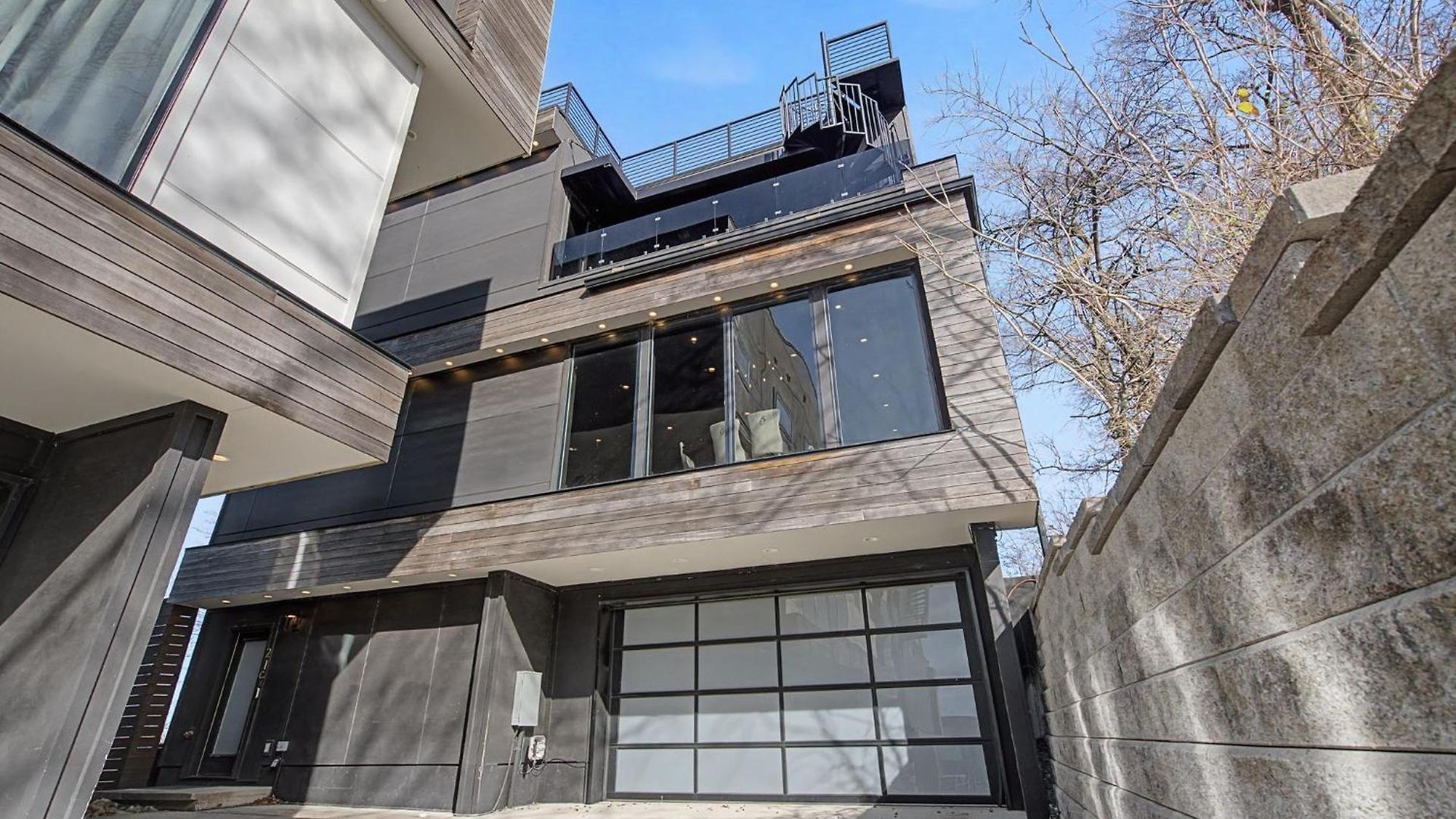 Modern Oasis Downtown Skyline View Prime * Nashville