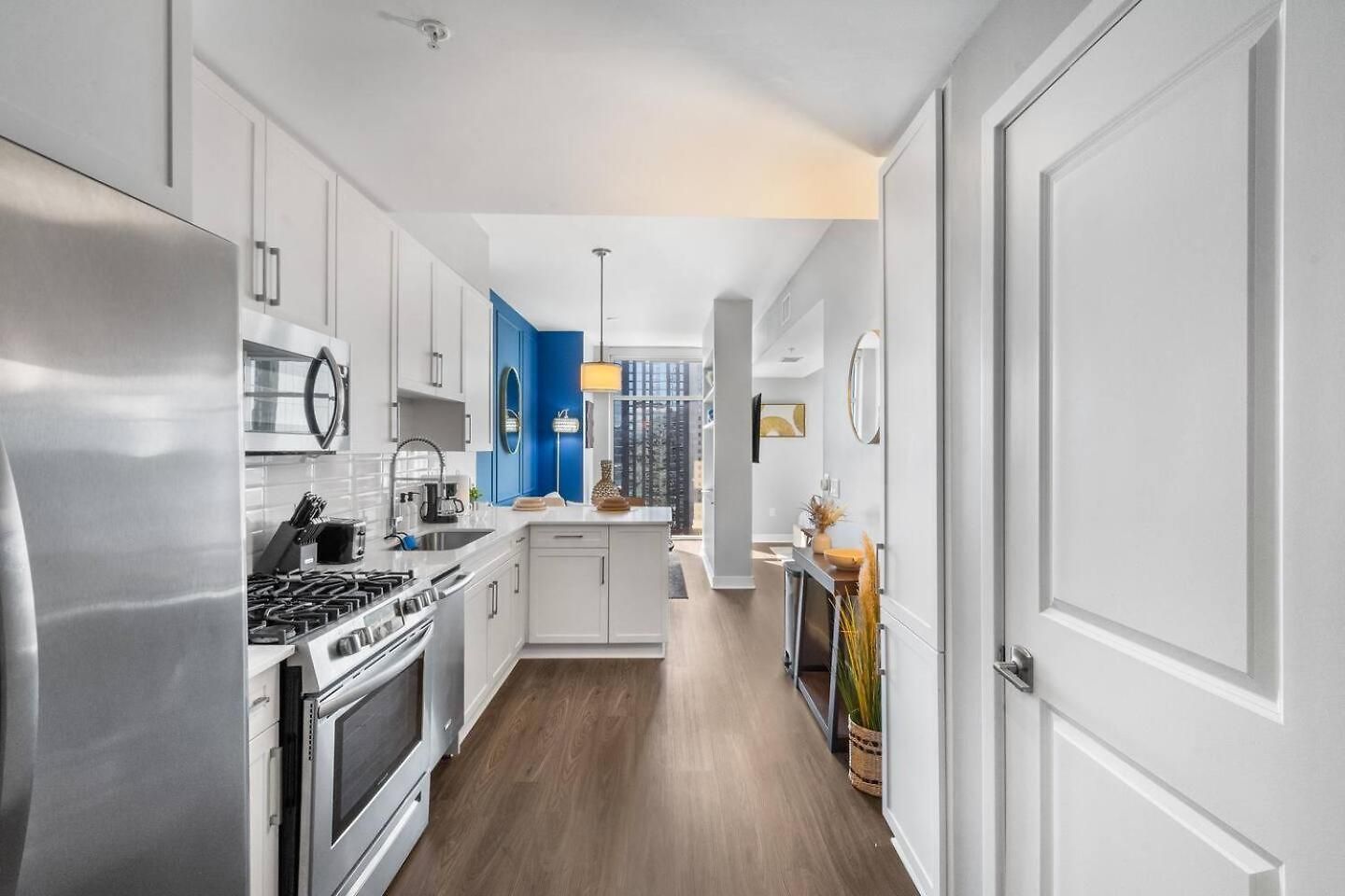 Lux In The Gulch Walkable Stay, Parking Apartment Nashville